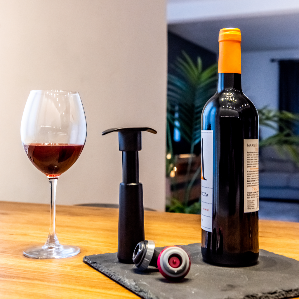 Pompe à vide pour le vin