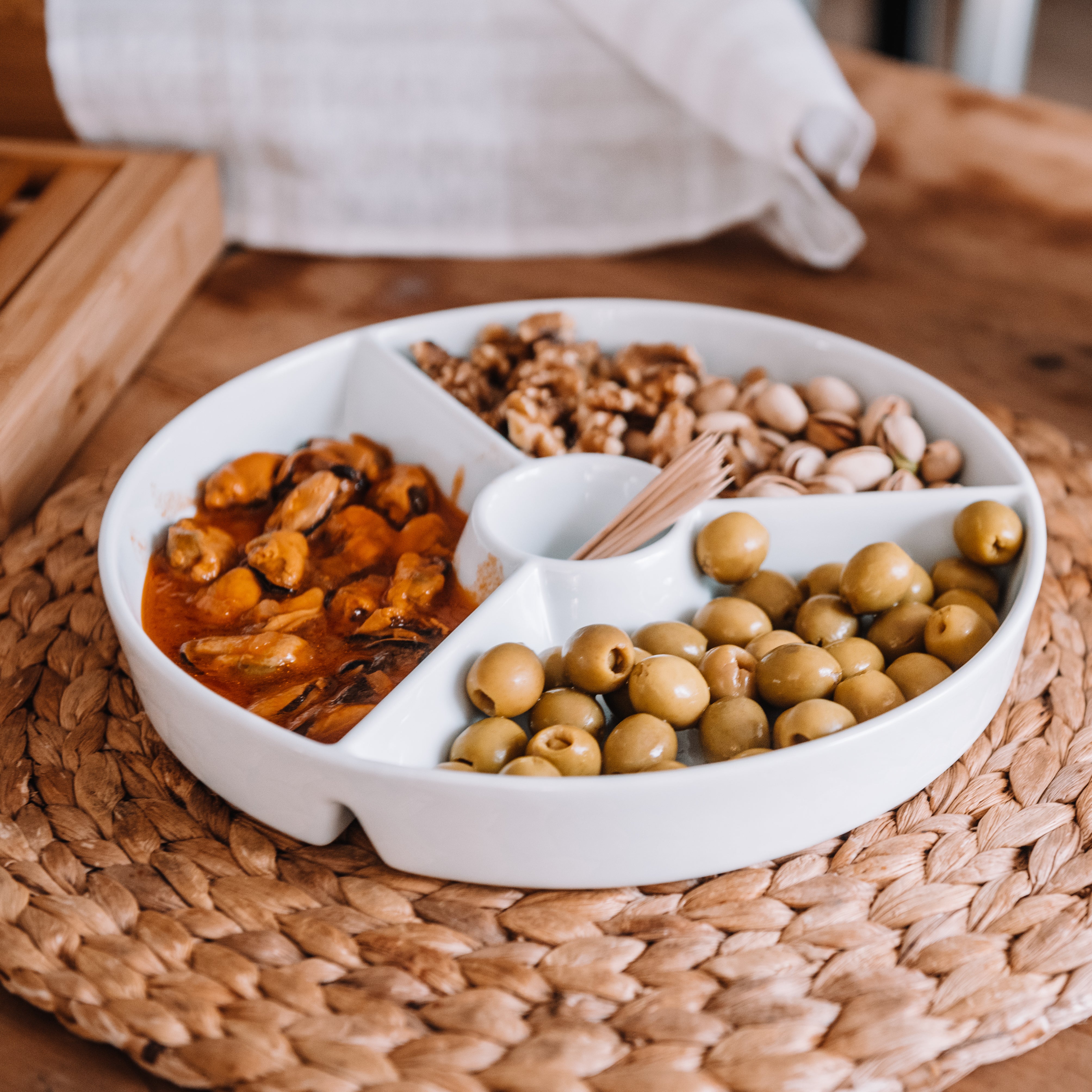 Plato para Snacks de Porcelana Redondo 18.5 cm,25.5 cm