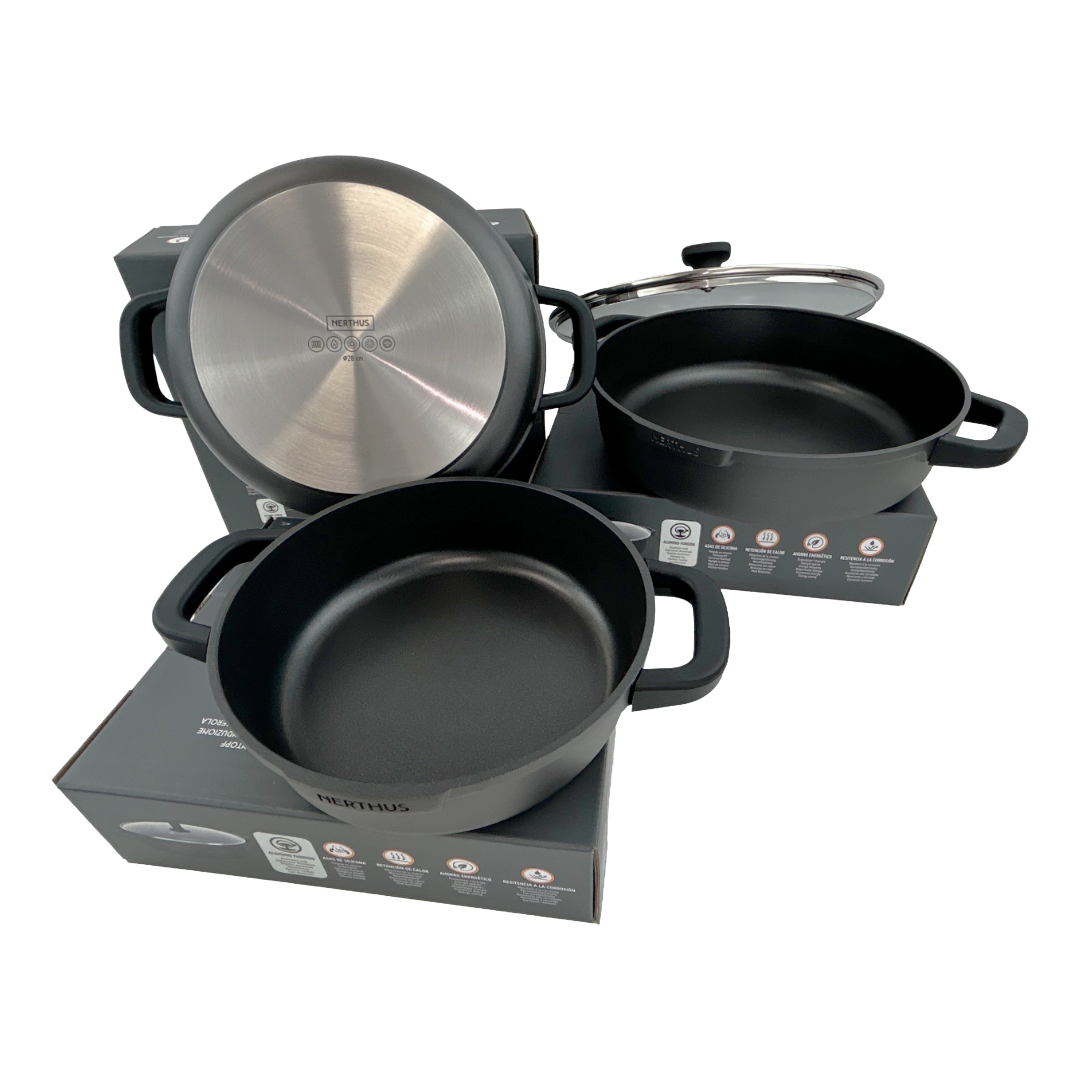 Cacerola Baja de Aluminio Fundido con Tapa de Cristal – Antiadherente Quantanium