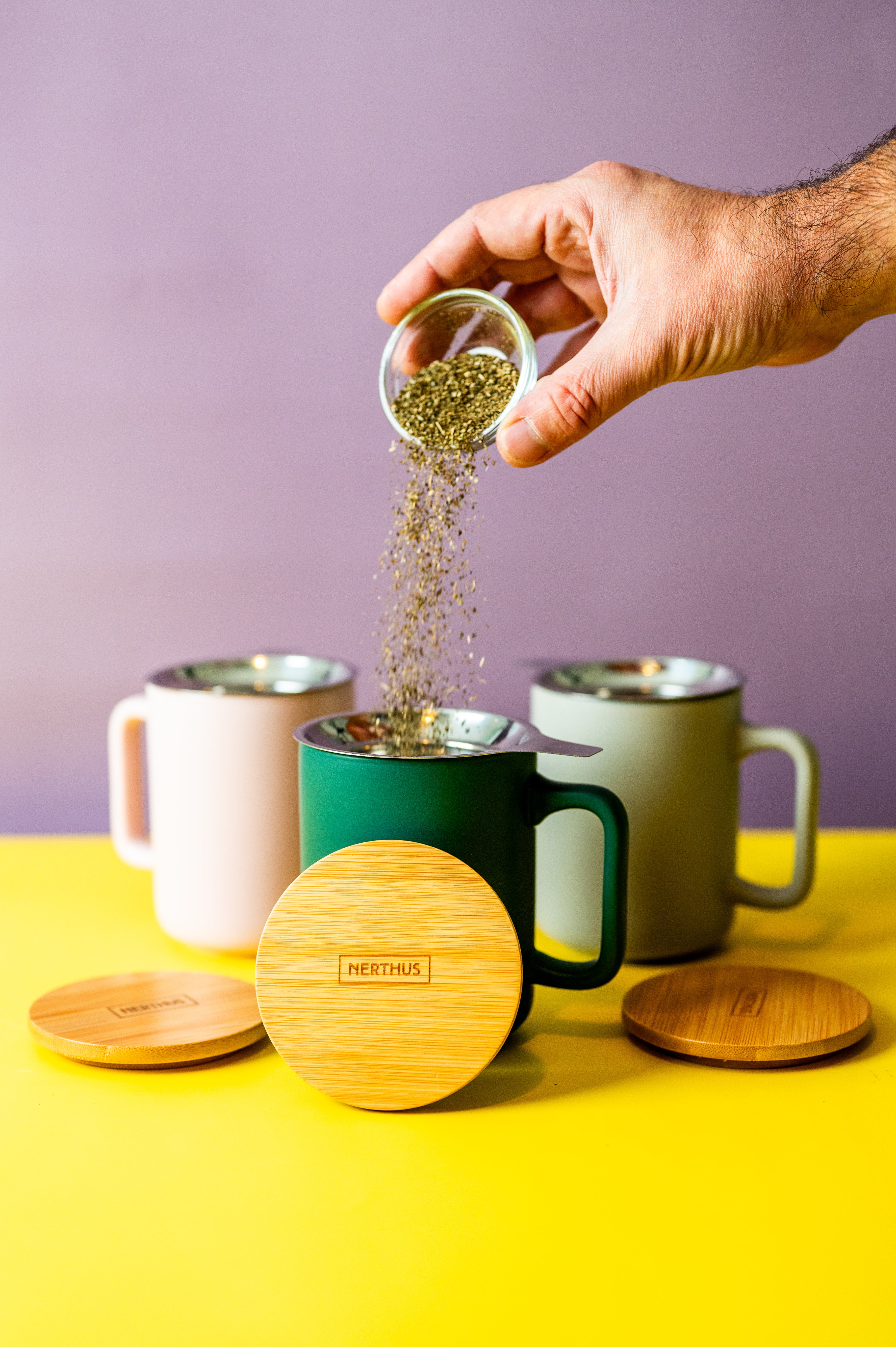 Taza de Té Cerámica con Filtro Infusor Inox y Tapa de Bambú