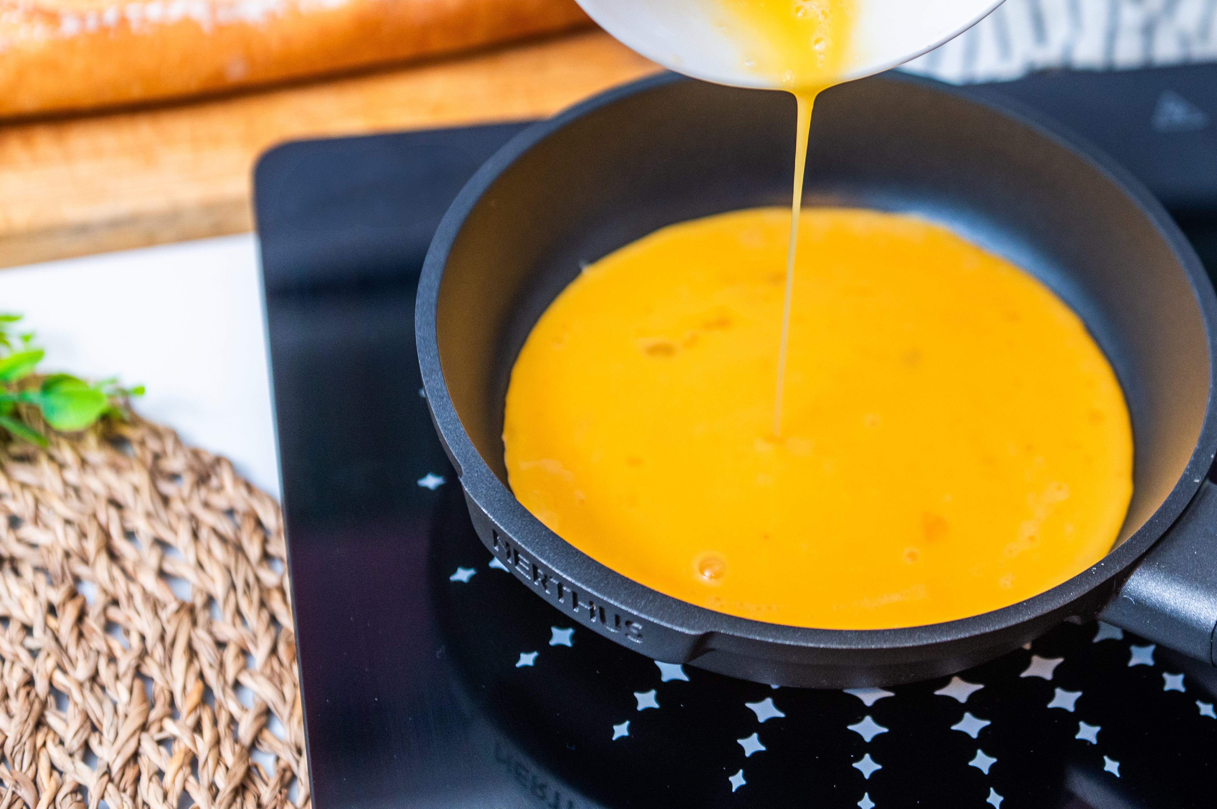 Sartén Antiadherente Quantanium de PPG Reforzada Con Titanio