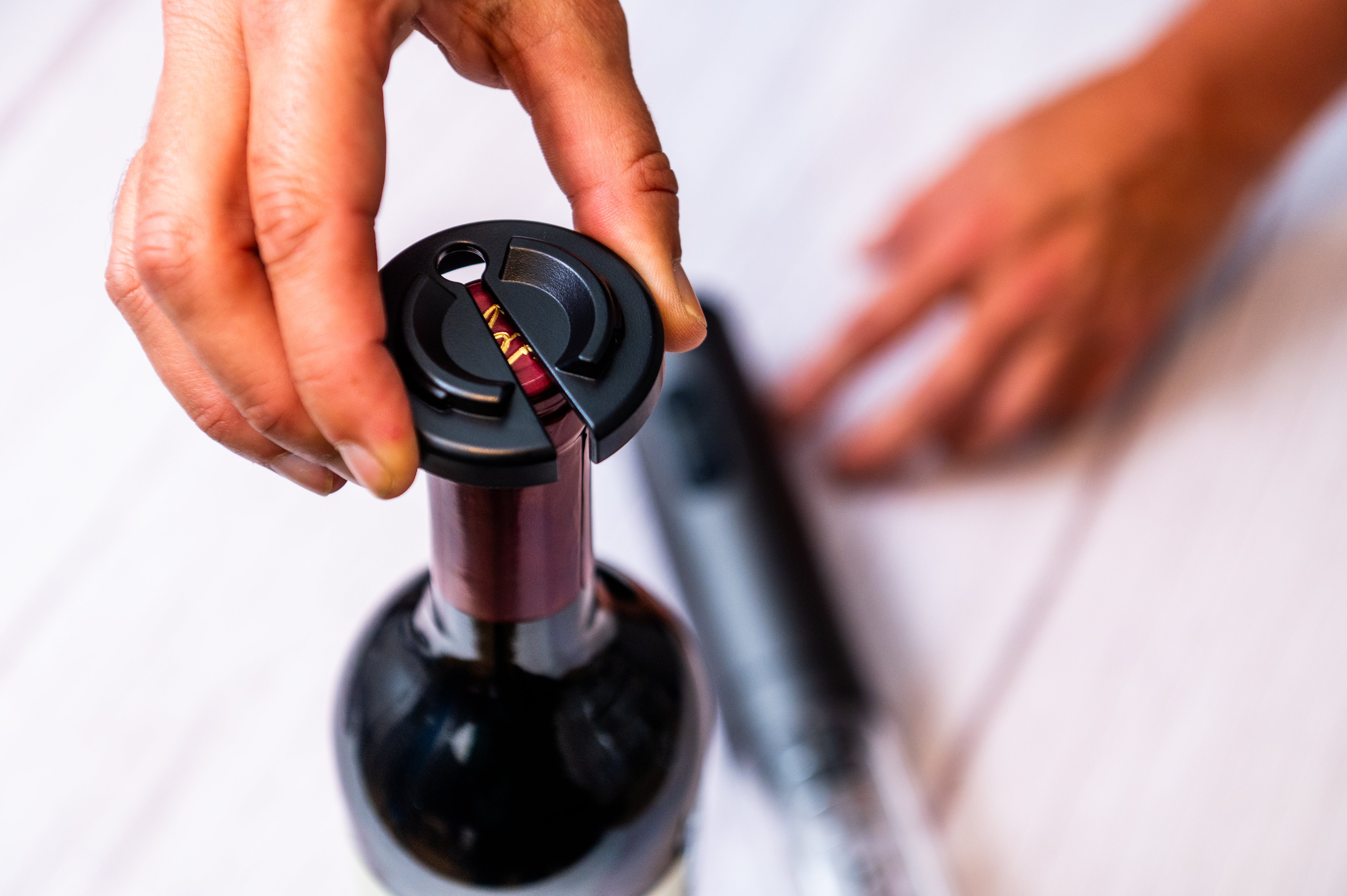 Tire-bouchon électrique à piles