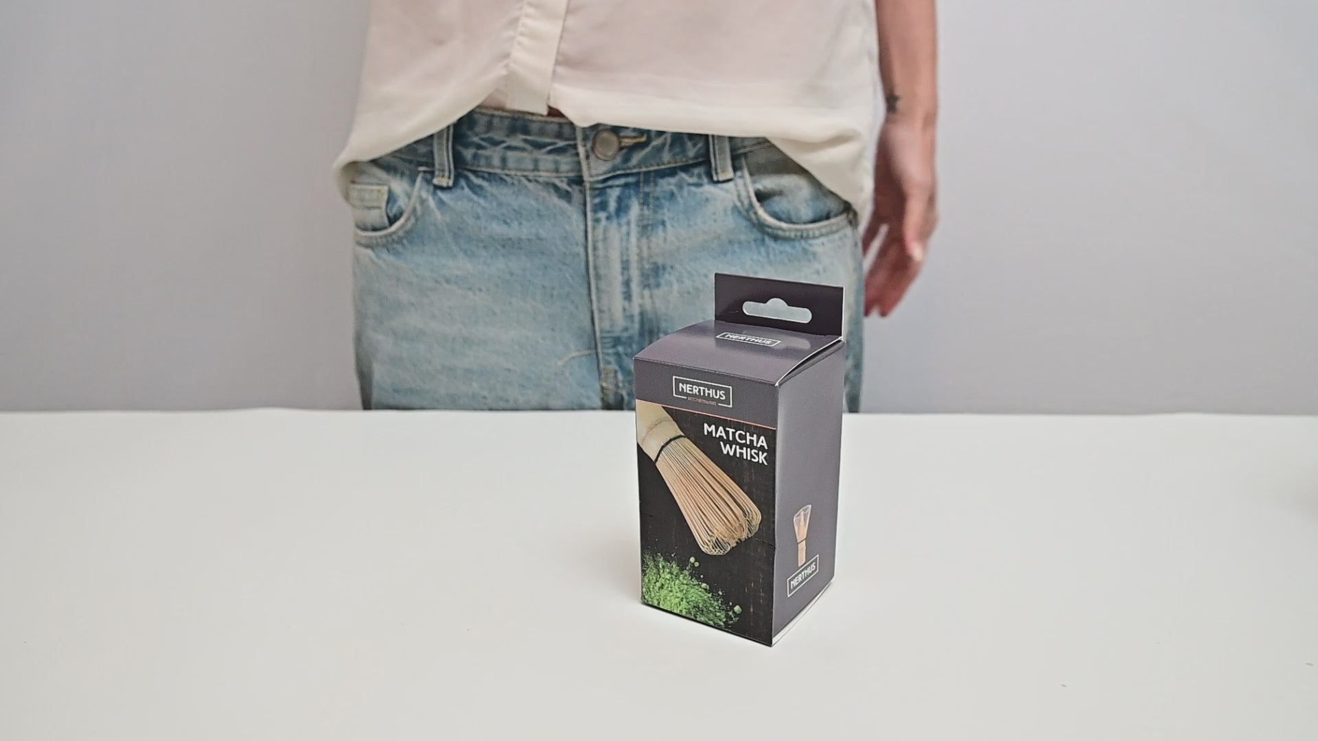 Cargar vídeo: Batidor de Bambú para Té Matcha – 72 Varillas