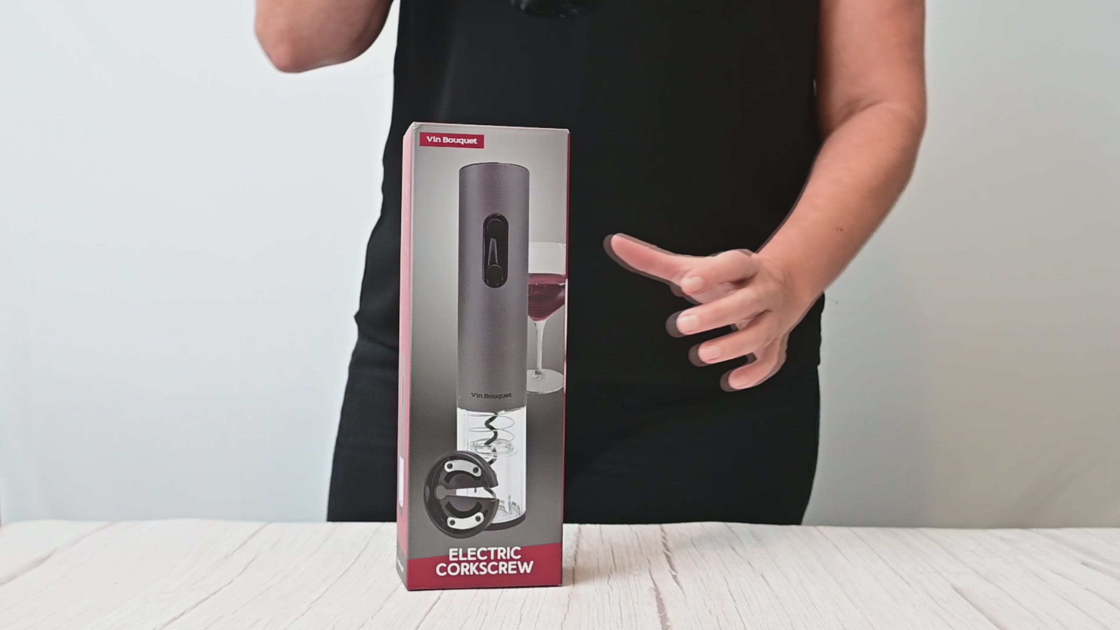 Charger la vidéo : Tire-bouchon électrique à piles